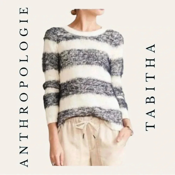 1277. Anthropologie TABITHA SWEATER‎ SIZE SMALL EYELASH KNITTED CREAM/NAVY-BLUE - Picture 1 of 10